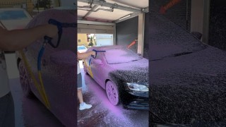 Misiune imposibilă la spălătoria auto: spălare mașina foarte murdară fără perie