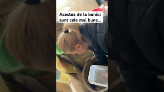 Acestea de la bunici din putina de lemn sunt cele mai bune murături …