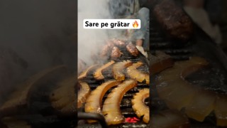 Sare pe grătar 🔥 ceafa de porc, micii, slănina și turtele oltenești …