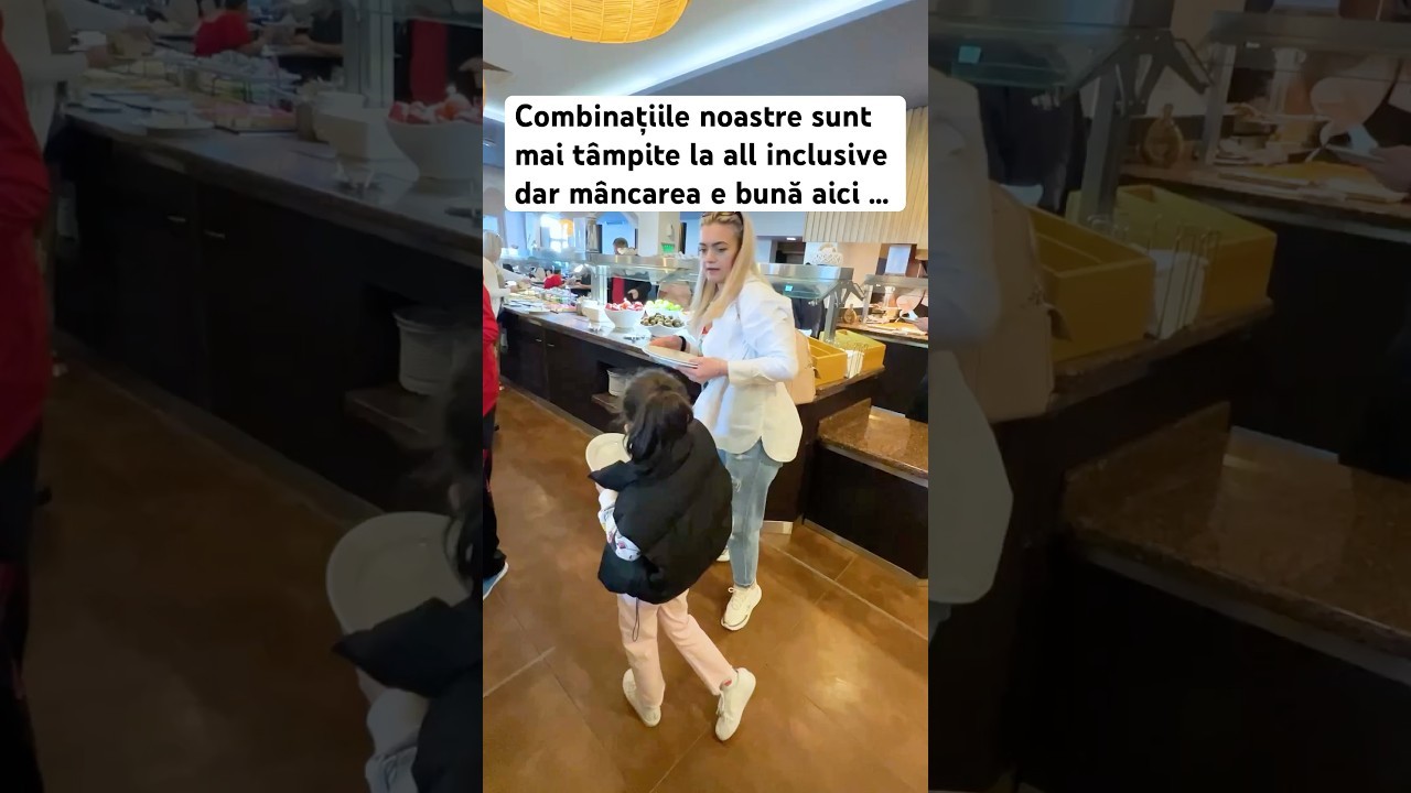 Combinațiile noastre sunt mai tâmpite dar mâncarea e bună aici ….