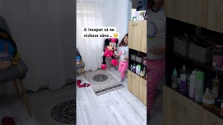 A început să ne viziteze din nou zâna măseluță … 🫣