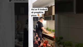 Azi ar fi trebuit să pregătim pizza 🍕 de Ziua Internațională a acestui preparat …